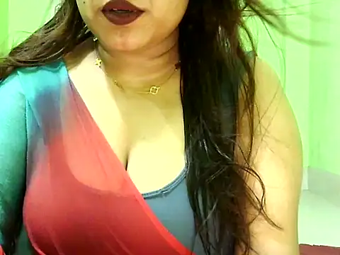 Safa Pari online show from 10-26-25, 02:28