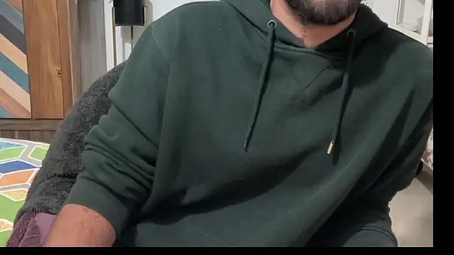 MakeMeAwareAah online show from 12-17-25, 12:43