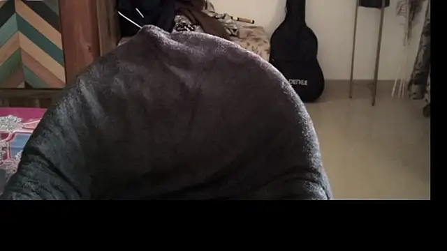 MakeMeAwareAah online show from 01-11-26, 02:07