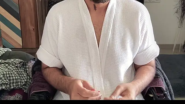 MakeMeAwareAah online show from 01-13-26, 06:39