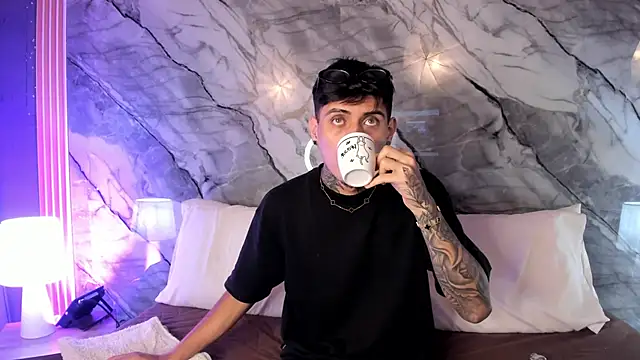 enzorodriguezz online show from 11-10-25, 12:32