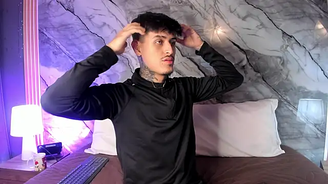 enzorodriguezz online show from 11-11-25, 12:55