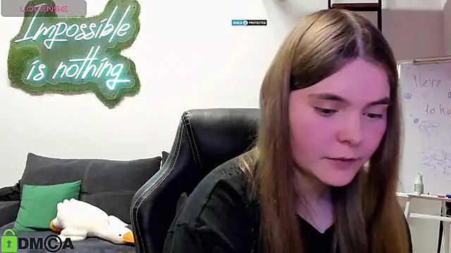 MiraaBloom online show from 10-20-25, 03:23