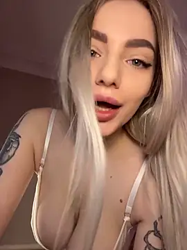 HugeBoobsAlice online show from 03-02-26, 05:08