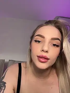 HugeBoobsAlice online show from 05-29-26, 06:52