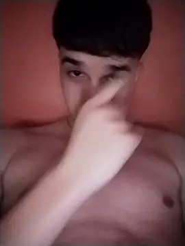 Danii2005 online show from 12-17-25, 05:40