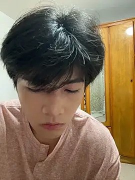 Snapshot of xiaofan777 chatting on 11-07-25, 10:20 xiaofan777 online show from 11-07-25, 10:20