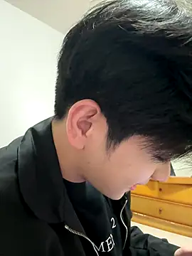 Snapshot of xiaofan777 chatting on 11-06-25, 01:59 xiaofan777 online show from 11-06-25, 01:59