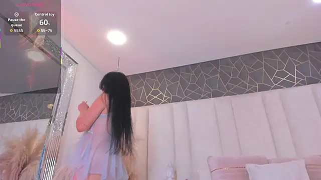 AnnieLove  online show from 02-10-26, 12:37