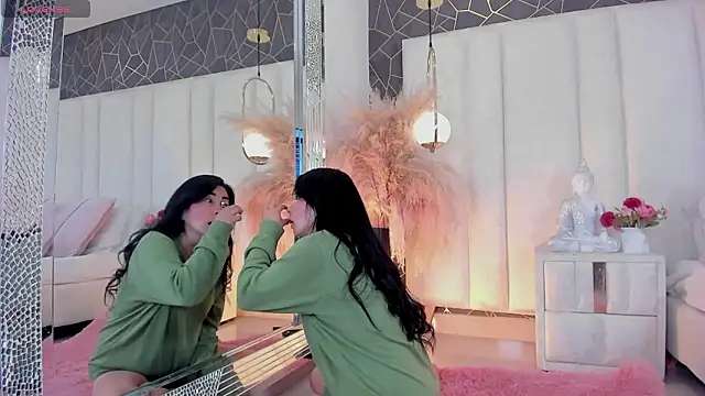 AnnieLove  online show from 02-12-26, 12:38