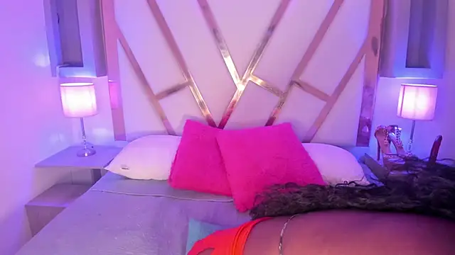 paulina ruiz 777 online show from 11-07-25, 08:57