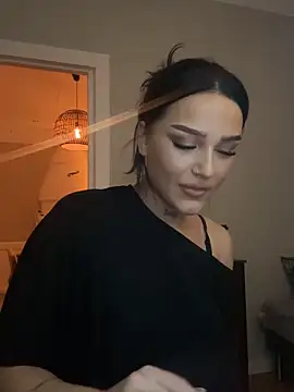 Gabbyys online show from 10-30-25, 08:28