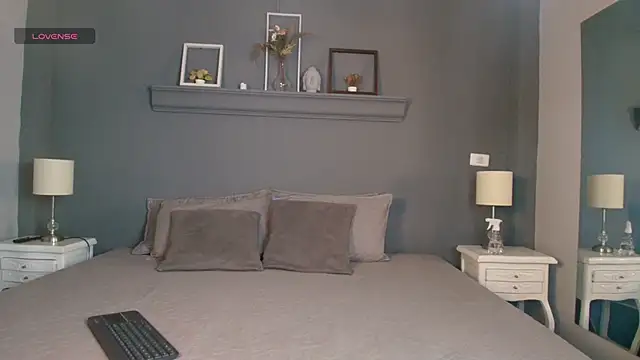  missParis   online show from 11-13-25, 08:02