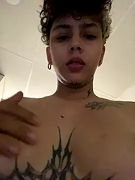 Abby Evanns1 online show from 12-20-25, 01:47