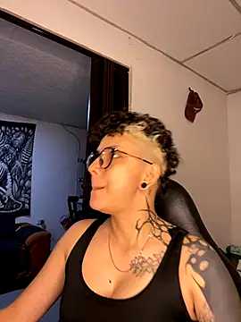 Abby Evanns1 online show from 10-30-25, 02:54