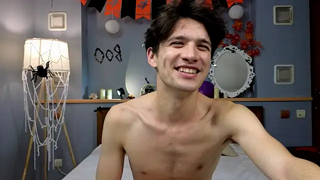 Snapshot of elvano_et chatting on 10-31-25, 07:05 elvano et online show from 10-31-25, 07:05