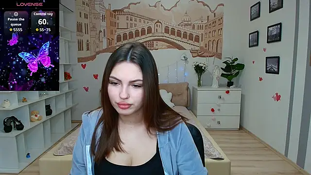 Snapshot of KittyShenson chatting on 02-22-26, 12:40 KittyShenson online show from 02-22-26, 12:40