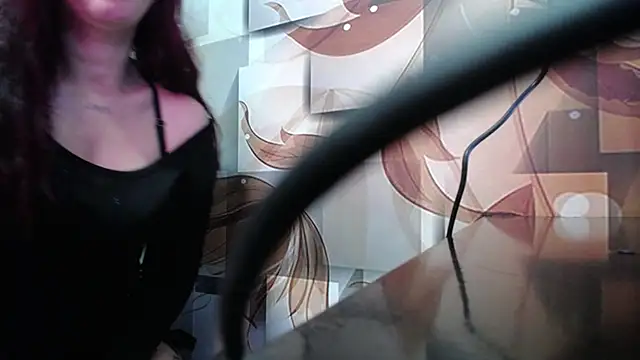 luna mansonn online show from 10-24-25, 03:27