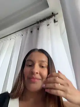 Snapshot of Talia_Bonet chatting on 07-14-26, 03:40 Talia Bonet online show from 07-14-26, 03:40