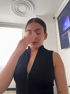 Snapshot of Talia_Bonet chatting on 06-26-26, 03:51 Talia Bonet online show from 06-26-26, 03:51