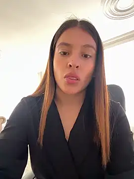 Snapshot of Talia_Bonet chatting on 06-10-26, 01:23 Talia Bonet online show from 06-10-26, 01:23
