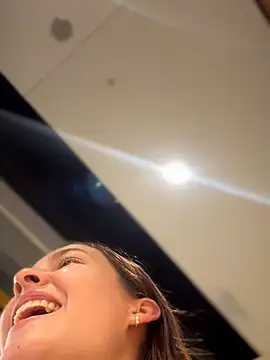 Talia Bonet online show from 01-31-26, 07:56