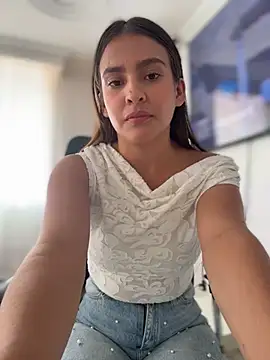 Talia Bonet online show from 03-28-26, 05:47