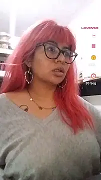 roxy riot online show from 11-05-25, 02:31