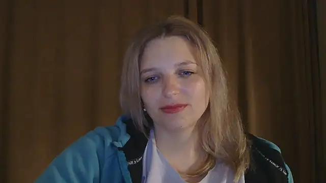 Snapshot of ElisSky301 chatting on 04-30-26, 07:54 ElisSky301 online show from 04-30-26, 07:54