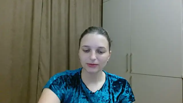 ElisSky301 online show from 11-19-25, 08:42