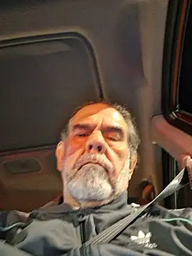 Snapshot of pena633 chatting on 11-07-25, 01:10 pena633 online show from 11-07-25, 01:10