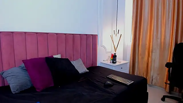 Celina Kyle1 online show from 10-29-25, 08:52