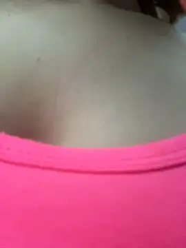 Snapshot of Beella1_ chatting on 06-18-26, 10:31 Beella1 online show from 06-18-26, 10:31