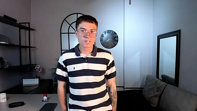 Lil James online show from 04-01-26, 07:55