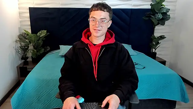 Lil James online show from 03-17-26, 04:04