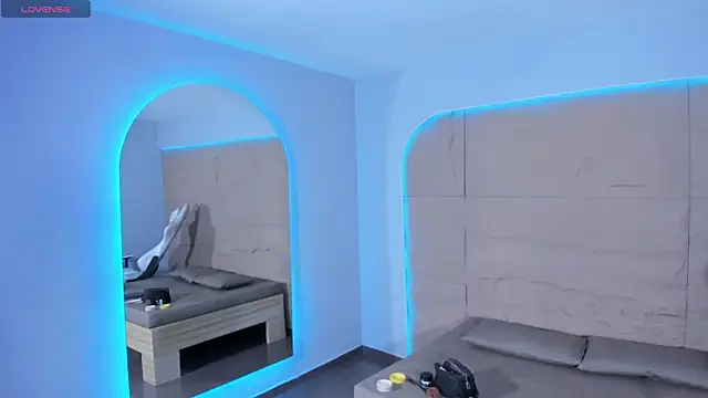 Viana dior online show from 12-01-25, 10:10