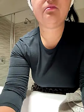 gatitalocahot online show from 01-08-26, 10:16