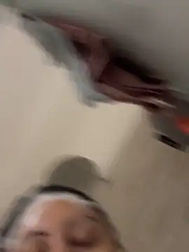 gatitalocahot online show from 11-04-25, 11:19