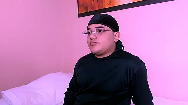 Snapshot of Santo_Pecado_ chatting on 10-23-25, 01:43 Santo Pecado  online show from 10-23-25, 01:43