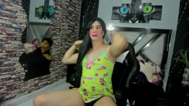 Jennfer Winson online show from 11-30-25, 03:57