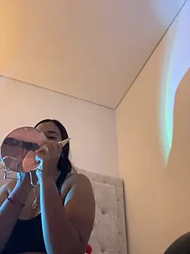 aly nicols online show from 11-14-25, 11:41