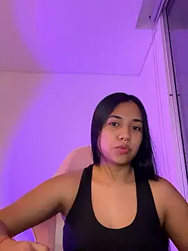 aly nicols online show from 01-10-26, 02:40