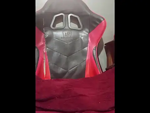 Snapshot of DevilDgrim chatting on 05-10-26, 12:31 DevilDgrim online show from 05-10-26, 12:31