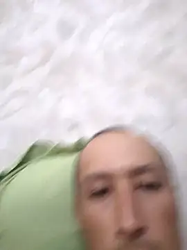 Snapshot of Hirurg_97 chatting on 10-23-25, 04:00 Hirurg 97 online show from 10-23-25, 04:00