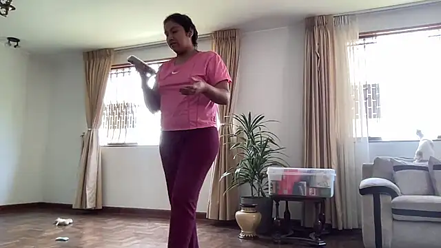 Kmiii21 online show from 11-28-25, 05:46