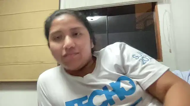 Kmiii21 online show from 12-15-25, 02:06