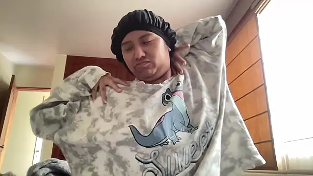 Kmiii21 online show from 10-30-25, 02:36