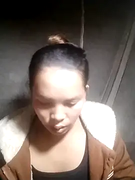 Snapshot of rickkis2k chatting on 10-21-25, 02:49 rickkis2k online show from 10-21-25, 02:49