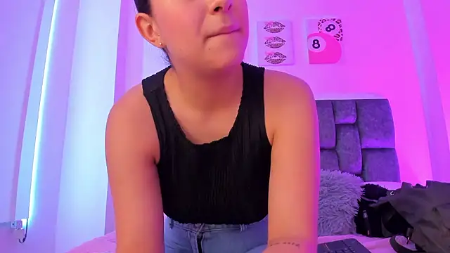 kittymonroe1 online show from 03-05-26, 06:15