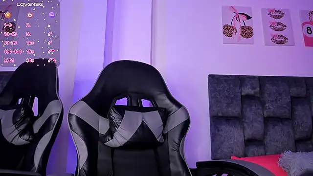 kittymonroe1 online show from 04-11-26, 07:06